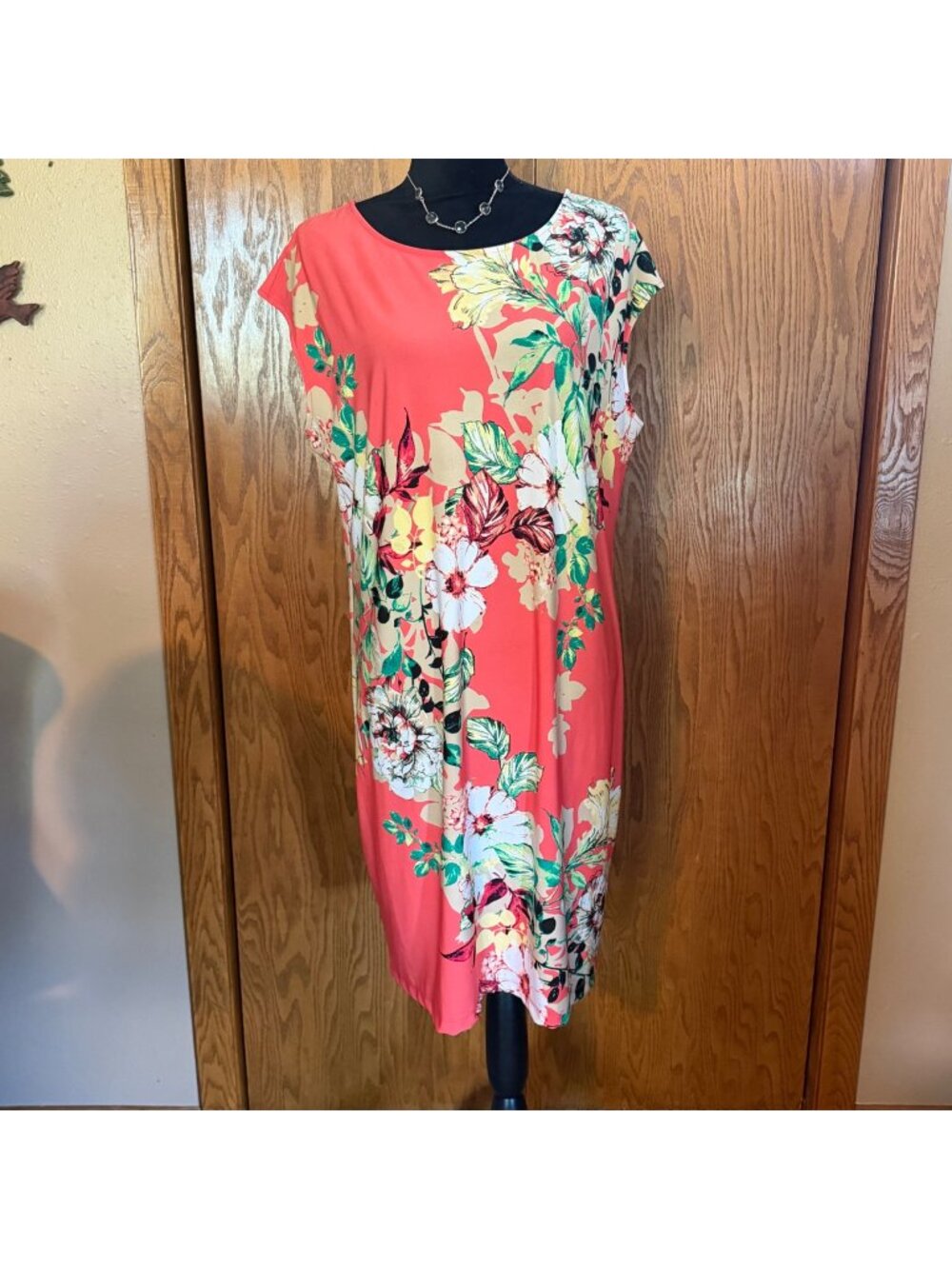 Chicos Womens Coral Floral Print Dress Sz 3 Lightweight Short Sleeve Knee-Length